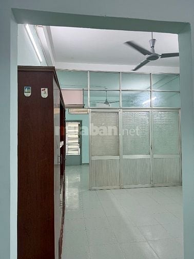 Bán căn hộ chung cư công ty CP cơ khí ngân hàng P.2, Q.10