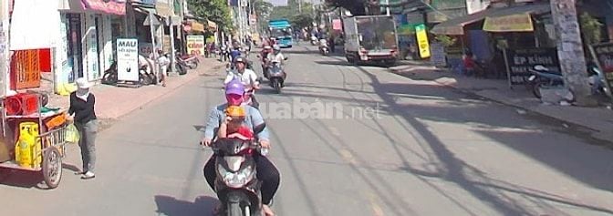 Dãy trọ 3 lầu MT đường 05 Q12 Bus tránh nhau, dòng tiền 900tr/năm PCCC