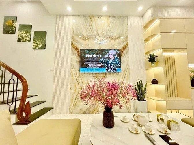 NHÀ ĐẸP TẶNG FULL NỘI THẤT, THIẾT KẾ HIỆN ĐẠI, CÔNG NĂNG ĐẦY ĐỦ