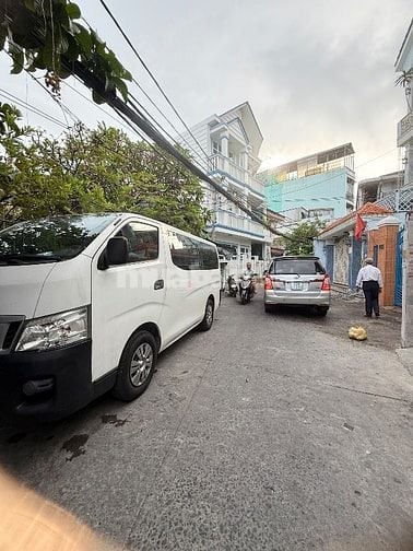 HẺM XE HƠI 7 CHỖ DT 62M2 (4,4X14) ÂU DƯƠG LÂN QUẬN 8 CÁCH Q1,Q5 2 PHÚT