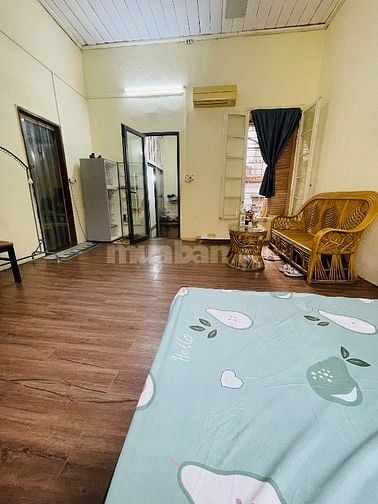 Cho thuê nhà phố Huế, 30m2, điện nước giá hộ dân.