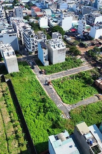 Bán gấp 18 nền đất hẻm  7m DT 4x13,5m, khu dự án VIP đường 18B, BHH