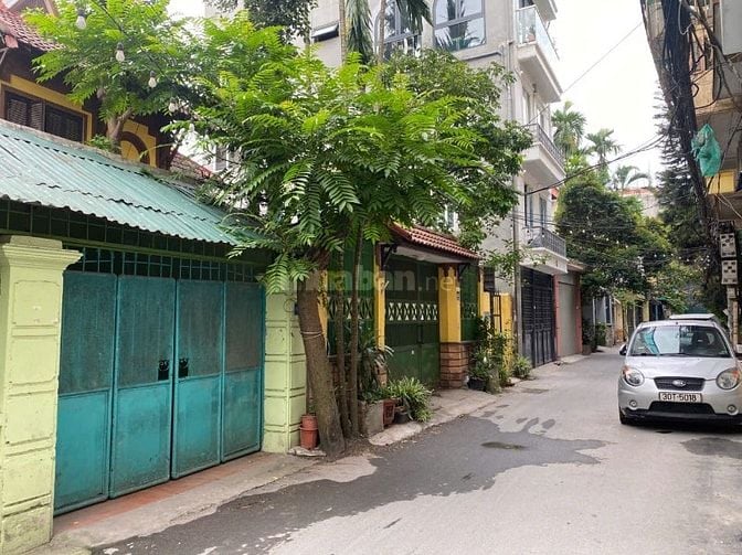 BÁN BIỆT THỰ GIÁP HỒ TÂY, MỚI ĐẸP - NGÕ Ô TÔ TRÁNH,155M2, GIÁ 18,3TỶ