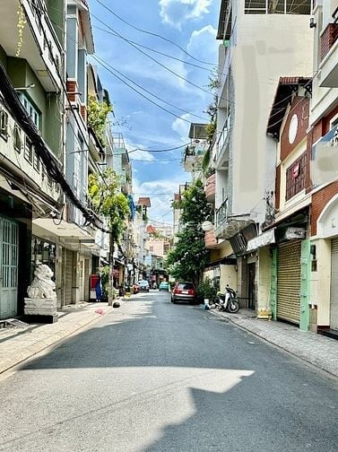 NHỈNH 6Tỷ-Gần Nhà Ga T3, 2Tầng-60m2(4x15) HOÀNG HOA THÁM P.13 TÂN BÌNH