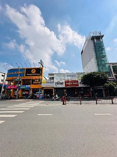 Mặt tiền Bạch Đằng 4x32m nở hậu 5m 128m2 đất giá chỉ 20 tỷ