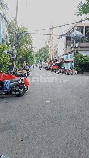 Bán gấp nhà mặt tiền kinh doanh Thái Phiên, Quận 11, 50m2, nhỉnh 9 tỷ