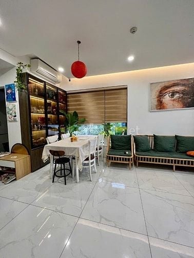 Bán căn 2PN, 85m2, Diamond Plus, view công viên, ntcb, có ô xe hơi