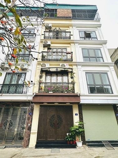 VỊ TRÍ ĐẸP, NGÕ NÔNG, Ô TÔ ĐỖ CỔNG, BA BƯỚC RA HỒ 