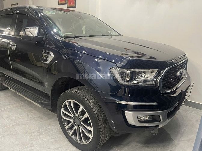 Bán xe Ford Everest 2 cầu đẹp như mới 