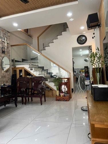 Sang tên ngay khi nhận nhà ởNi Sư Huỳnh Liên , p10, quận Tân Bình
