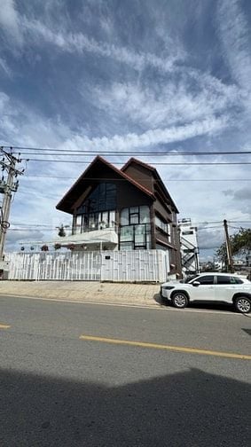 Giảm 1tỷ5 bán gấp 250m2 mặt tiền bạch đằng giá 15ty500