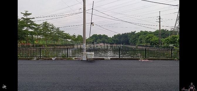 Bán 112 m2 đất thổ cư, Mặt hồ, Đông La, Hoài Đức