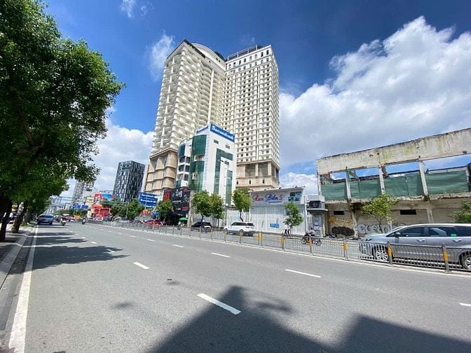 Bán Góc 2MT 201A - 203/1 đường Nam Kỳ Khởi Nghĩa, P.7, Q.3 giá 110 tỷ
