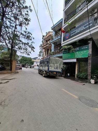  Nhà Ngọc Hồi gần BV Nông Nghiệp 40m 4 t thiết kế đẹp gần ô tô 5.9 tỷ 