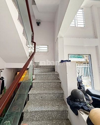 CHDV Q3 - 95m2 - 5 Tầng - 10 PN Cho Thuê 32Tr / Tháng - 7Tỷ6