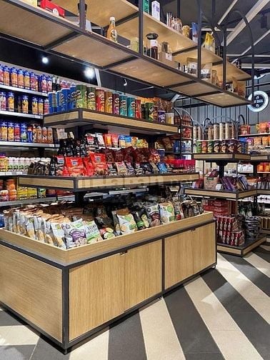 Mở rộng thị trường Tuyển gấp nhân viên