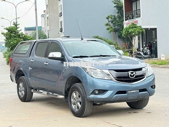 Bán Mazda BT 50 2017 số sàn 2 cầu màu xanh cực đẹp