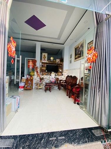 Cho thuê Nhà mới xây Bình Tân ngang 7x10m, 9 triệu 
