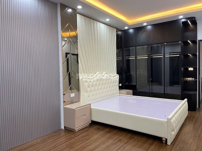 48M 4 TẦNG, LÔ GÓC, 3 MẶT THOÁNG, Ô TÔ LÙI TẬN CỬA.