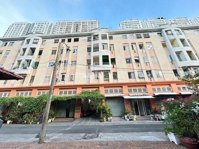 CC 52 P5 Q8 ,  2PN 62m2 , sd thang máy, shr ngay TTHC Q8, hỗ trợ NH