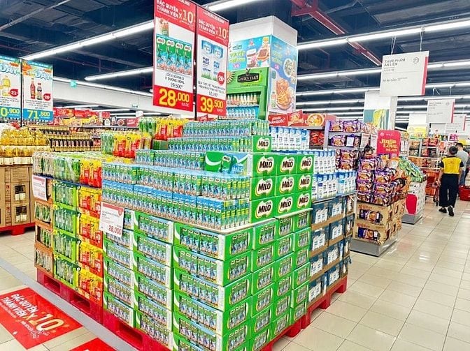 Hệ thống siêu thị cần tuyển gấp 10 nam/nữ trực quầy bán sữa