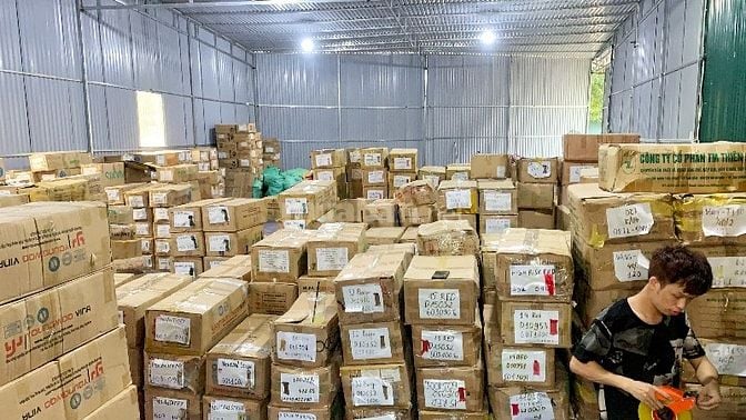 Tuyển nhân viên dán tem sản phẩm, đóng gói hàng hóa tại Tân Bình
