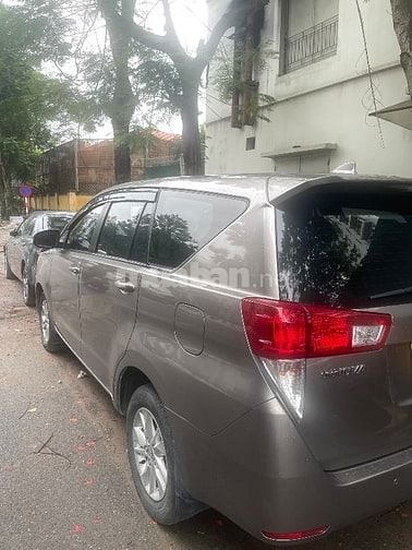 Gia đình cần bán xe Toyota inova 7 chỗ ngồi