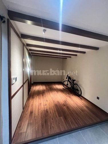Cho thuê Tầng 1 + Tầng 2 Phố Phạm Ngũ Lão