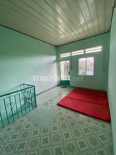 Cho thuê nhà có gác, khu vực dân cư đông đúc của Quận Bình Thạnh, 