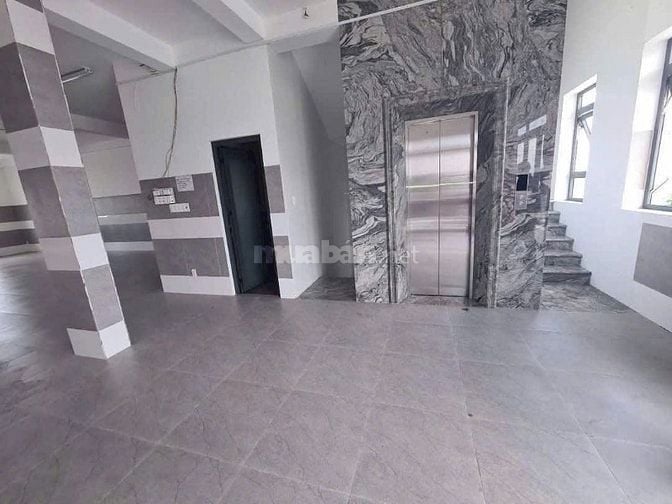CHO THUÊ XƯỞNG 1.100m2 – TRẦN VĂN MƯỜI, PHAN VĂN HỚN, HÓC MÔN