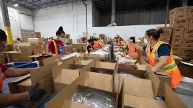 Cần Tuyển Nhân Viên Kho Đóng Gói Dán Nhãn 