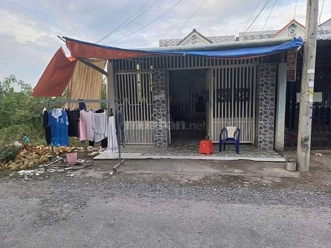 Thiếu nợ tiền, bán gấp căn nhà đang cho thuê ở Trung Tâm Thị Xã Trảng 