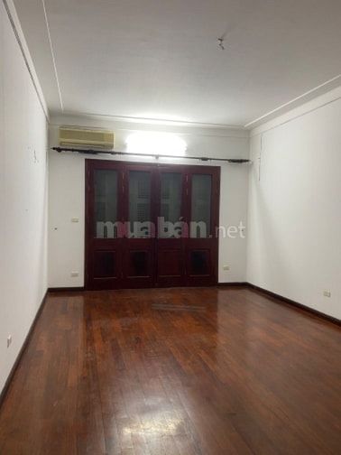 Nhà hợp mọi việc , chính chủ . Thương lượng theo thời cuộc , 