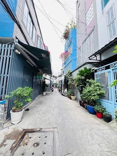 Chính Chủ Bán Nhà Cư Xá Phú Lâm A, Q6 – 2 Tầng – Sổ Hồng Riêng