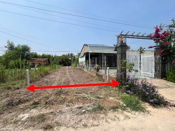 6x63 đường nhựa. Có thổ cư. Gần ủy ban. Giá 850tr 