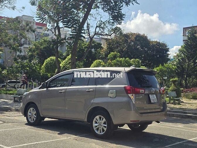 Toyota Innova 2018 2.0E - 89000 km