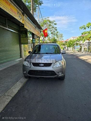 Bán xe Ford Escape còn mới đẹp đời 2011 màu xám đi 75.000km