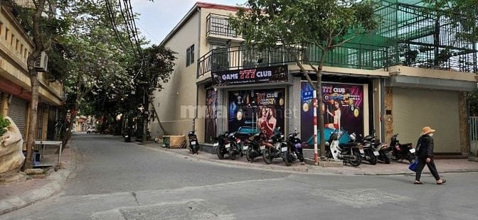 Cho thuê nhà số 73 ngõ 390 Nguyễn Văn Cừ, 2 mặt ngõ ô tô tránh nhau