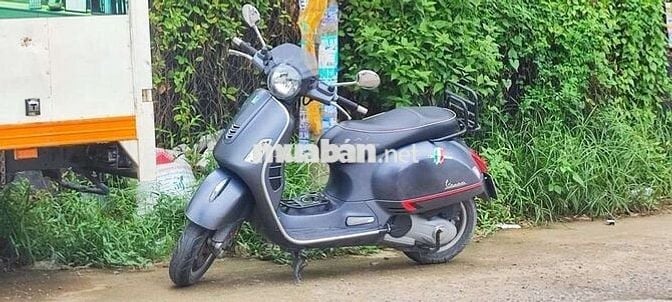 Cần bán nhà chật không có để