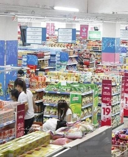 Cty cần tuyển 4 nhân viên bán hàng làm việc tại chi nhánh mới Q4.