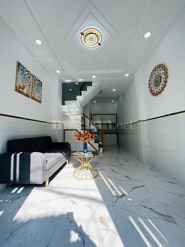 bán gấp nhà 52m2 đường Lê Lai, Gò Vấp đang cho thuê 14tr/ tháng
