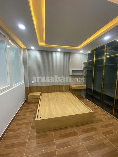Chính chủ bán nhà mặt tiền Đường số 4, p10, Tân Bình, vị trí siêu đẹp!