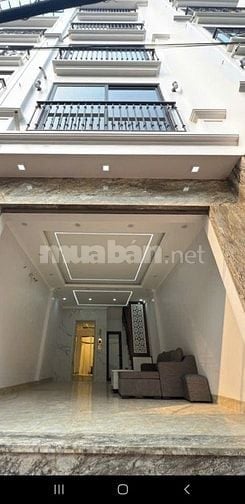 Bán nhà 6 tầng mới thang máy ngõ 68 Cầu Giấy Hà Nội, ôtô đỗ cửa