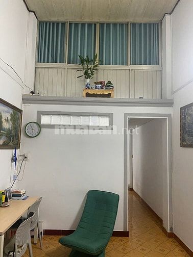 Cho thuê nhà nguyên căn trệt 45 m2 + gác lửng P.10. Q. TB. 7 triệu