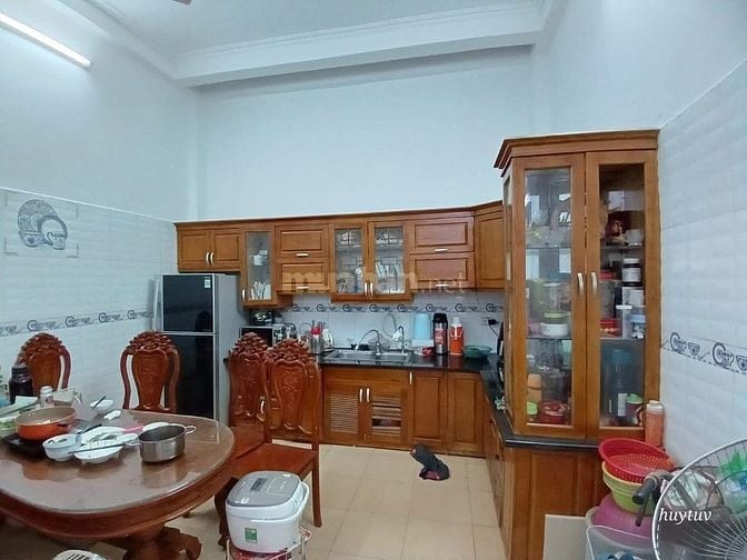 Trần Quốc Hoàn, sổ vuông đét, nhà hướng Nam mát mẻ, phân lô, ngõ thông