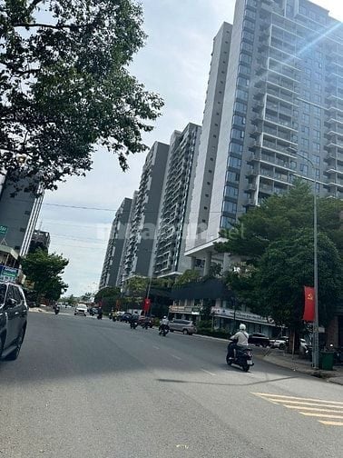 Khuôn mặt tiền Huy Hoàng phường Thạnh Mỹ Lợi quận 2 (8x20m) - 36.5 tỷ