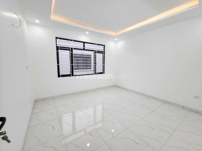 Cần bán căn nhà 3 tầng ngay trường tiểu học Vân Tra, An Đồng, An Dương