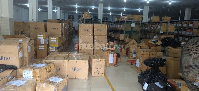 Tuyển nhân viên kiểm hàng, gấp, gia công đóng gói hàng may mặc