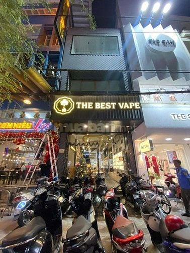 Sang mặt bằng vị trí đẹp , dt 4 x 20 , 1 trệt 3 lầu , trung tâm bthanh