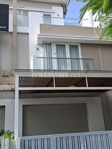 Bán nhà mặt tiền đường  Liên Phường Quận 9 giá 25 tỷ